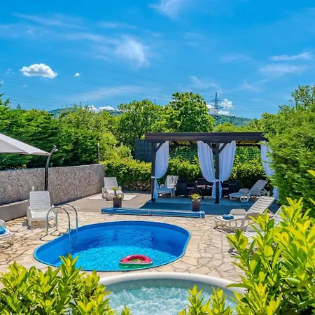 Cherry Pool Crikvenica By Guide Apartmán Bakar