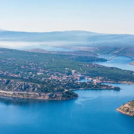 Cherry Pool Crikvenica By Guide Apartmán Bakar
